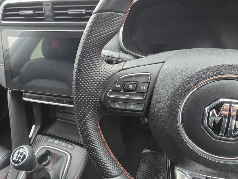 2024 (24) MG MOTOR UK ZS 1.5 VTi-TECH Exclusive 5dr 5066780