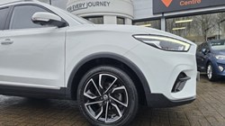 2024 (24) MG MOTOR UK ZS 1.5 VTi-TECH Exclusive 5dr 5066751