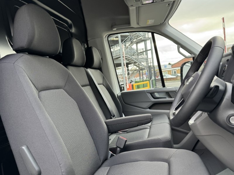 2025 (75) MAN COMMERCIAL TGE 180 Lion XC High Roof Van Auto  5069951