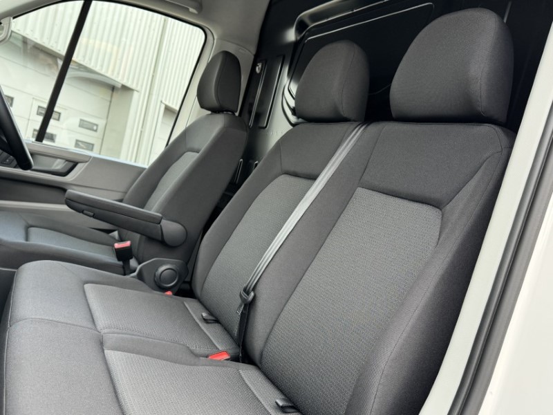 2025 (75) MAN COMMERCIAL TGE 180 Lion XC High Roof Van Auto  5069981