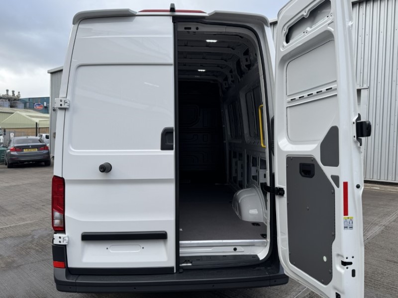 2025 (75) MAN COMMERCIAL TGE 180 Lion XC High Roof Van Auto  5069975