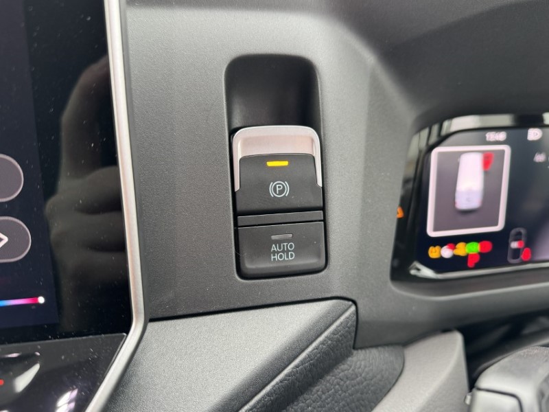 2025 (75) MAN COMMERCIAL TGE 180 Lion XC High Roof Van Auto  5070014