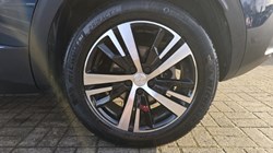 2022 (22) PEUGEOT 3008 1.5 BlueHDi GT 5dr 5084366