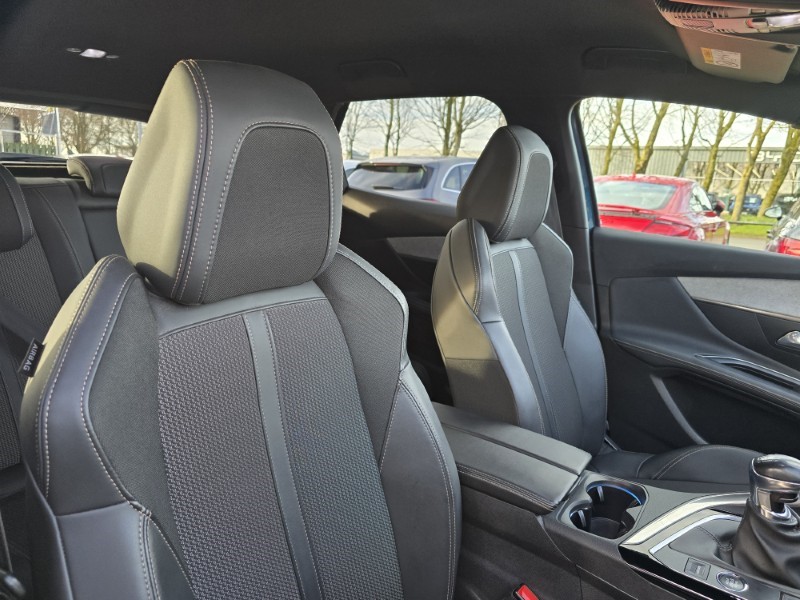 2022 (22) PEUGEOT 3008 1.5 BlueHDi GT 5dr 5084389