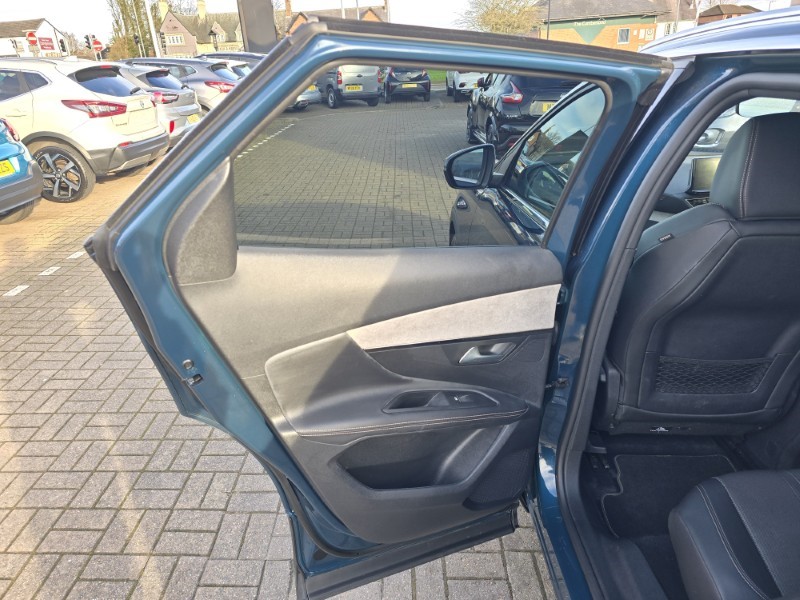 2022 (22) PEUGEOT 3008 1.5 BlueHDi GT 5dr 5084371