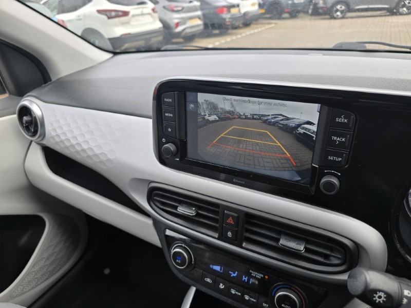 2023 (72) HYUNDAI I10 1.0 MPi Premium 5dr Auto 5105530