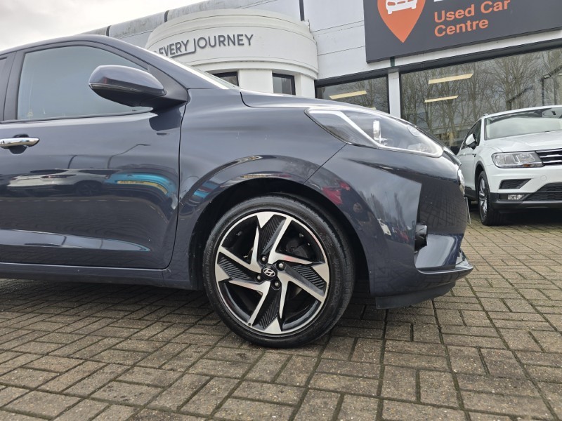 2023 (72) HYUNDAI I10 1.0 MPi Premium 5dr Auto 5105487