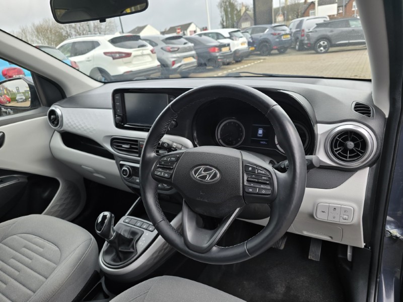 2023 (72) HYUNDAI I10 1.0 MPi Premium 5dr Auto 5105518