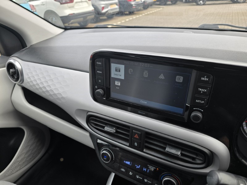 2023 (72) HYUNDAI I10 1.0 MPi Premium 5dr Auto 5105533