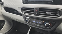 2023 (72) HYUNDAI I10 1.0 MPi Premium 5dr Auto 5105528