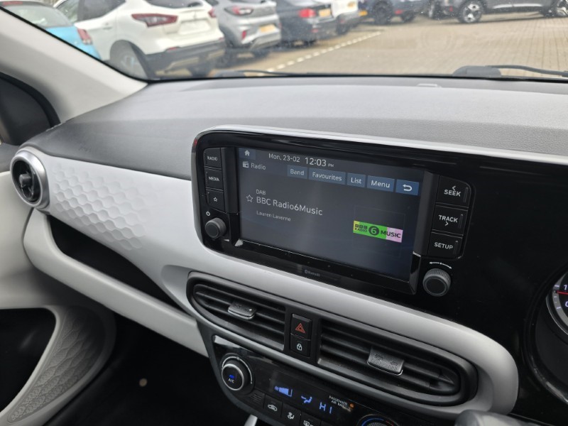 2023 (72) HYUNDAI I10 1.0 MPi Premium 5dr Auto 5105531