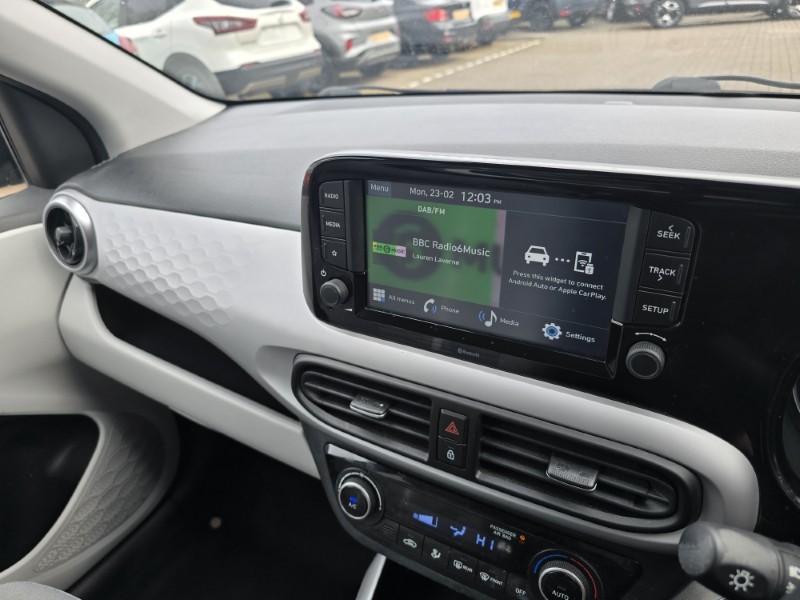 2023 (72) HYUNDAI I10 1.0 MPi Premium 5dr Auto 5105529