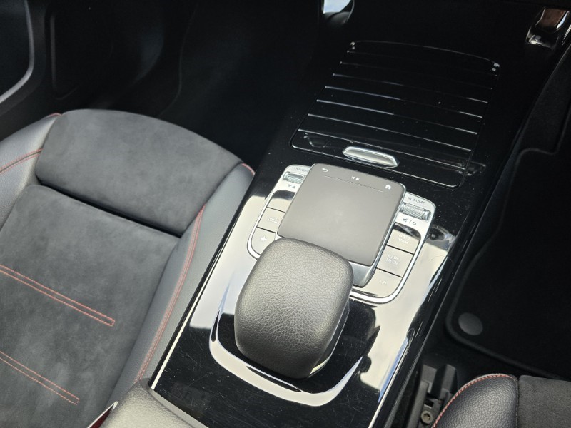 2019 (19) MERCEDES-BENZ A CLASS A200d AMG Line 5dr Auto 5071458