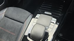 2019 (19) MERCEDES-BENZ A CLASS A200d AMG Line 5dr Auto 5071458