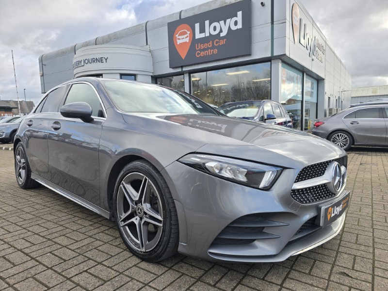 2019 (19) MERCEDES-BENZ A CLASS A200d AMG Line 5dr Auto