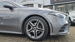 2019 (19) MERCEDES-BENZ A CLASS A200d AMG Line 5dr Auto 5071420