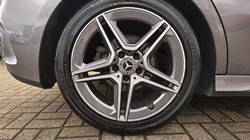 2019 (19) MERCEDES-BENZ A CLASS A200d AMG Line 5dr Auto 5071423