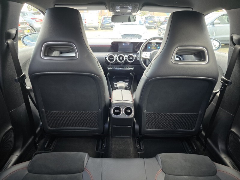 2019 (19) MERCEDES-BENZ A CLASS A200d AMG Line 5dr Auto 5071432