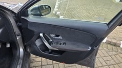 2019 (19) MERCEDES-BENZ A CLASS A200d AMG Line 5dr Auto 5071442