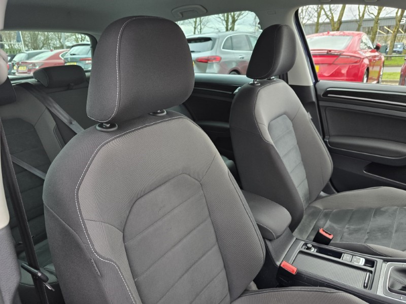 2019 (19) VOLKSWAGEN GOLF 1.5 TSI EVO 150 GT 5dr 5084445