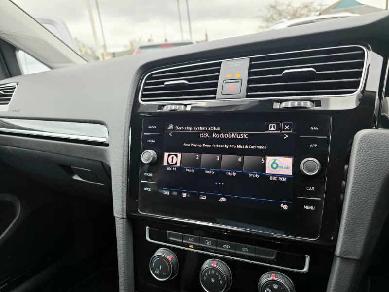 2019 (19) VOLKSWAGEN GOLF 1.5 TSI EVO 150 GT 5dr 5084454