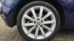 2019 (19) VOLKSWAGEN GOLF 1.5 TSI EVO 150 GT 5dr 5084413