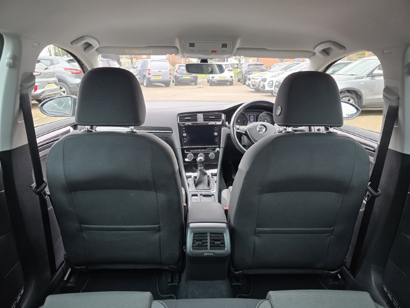 2019 (19) VOLKSWAGEN GOLF 1.5 TSI EVO 150 GT 5dr 5084431