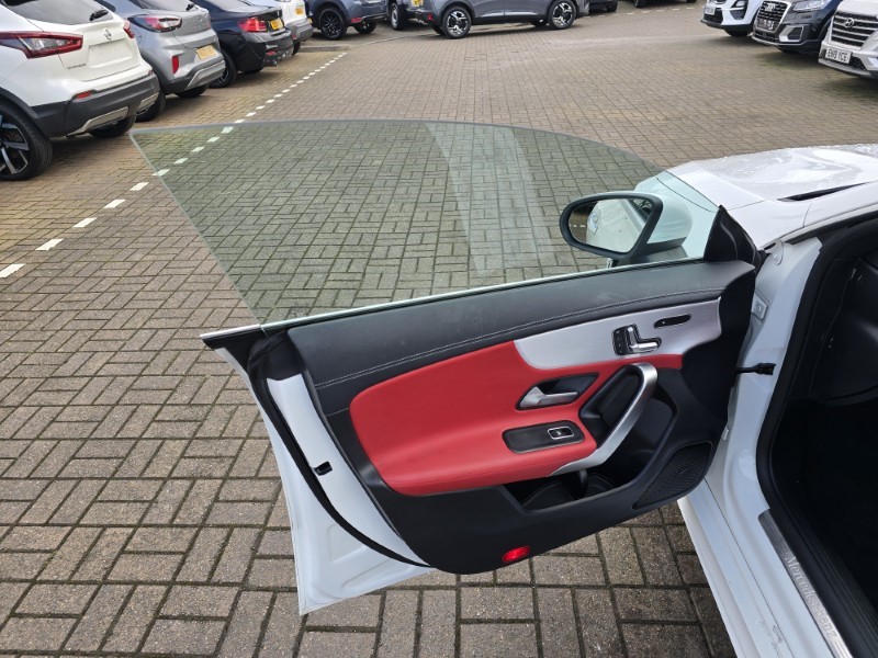 2020 (70) MERCEDES-BENZ CLA 180 AMG Line Premium Plus 4dr Tip Auto 5105644
