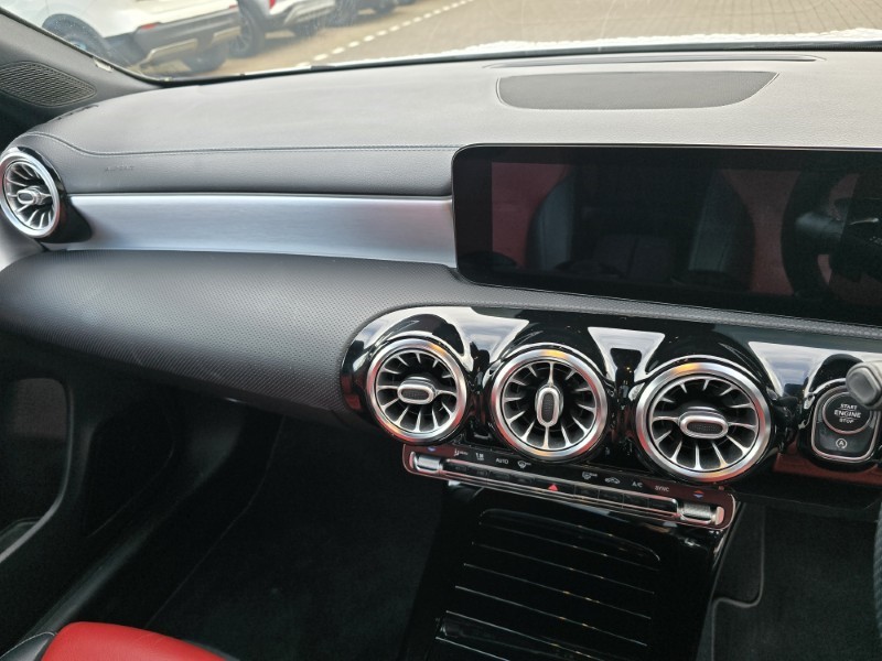 2020 (70) MERCEDES-BENZ CLA 180 AMG Line Premium Plus 4dr Tip Auto 5105651