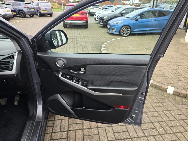 2020 (20) SSANGYONG KORANDO 2.2 LE 5dr 5104669