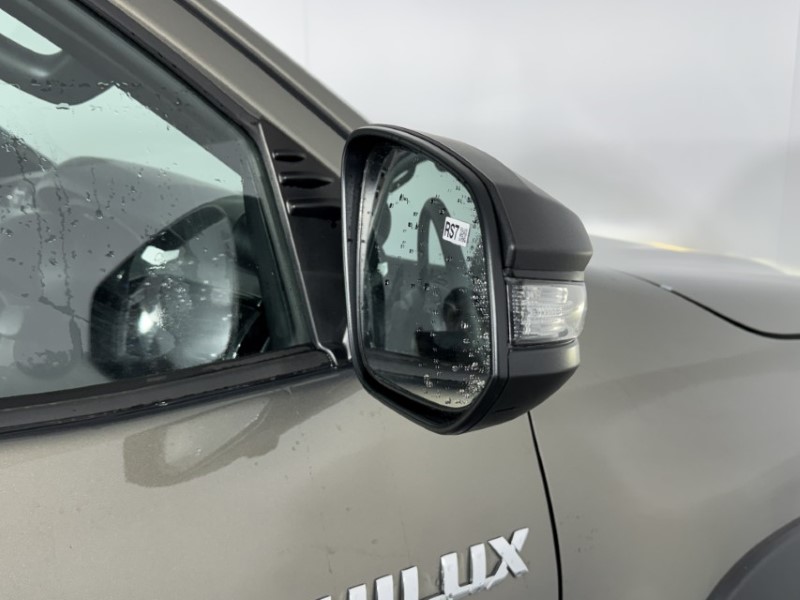 2026 (26) TOYOTA COMMERCIAL HILUX Invincible X D/Cab Pick Up 2.8 D 48V Auto 5116710