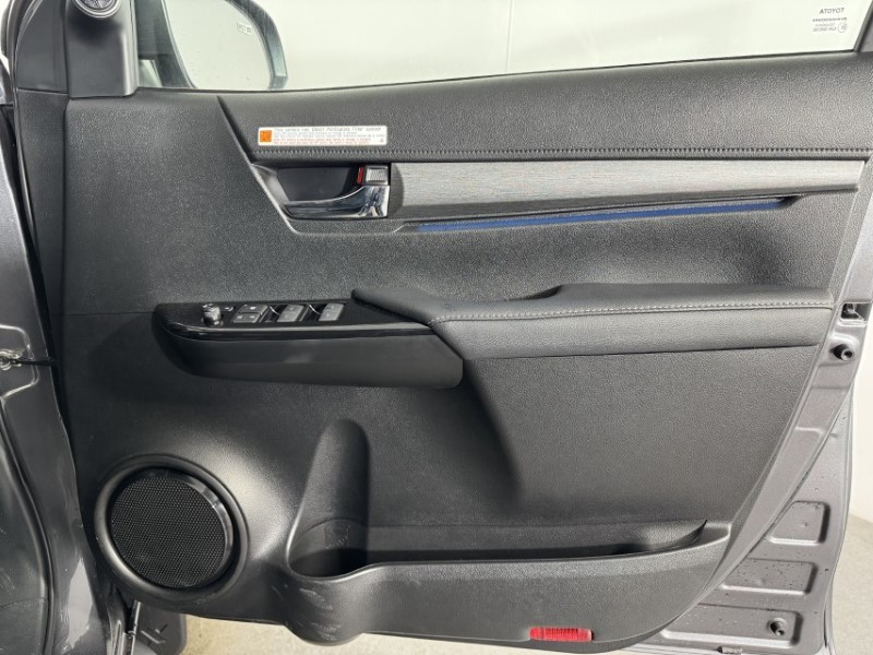 2026 (75) TOYOTA COMMERCIAL HILUX Invincible X D/Cab Pick Up 2.8 D 48V Auto 5120010