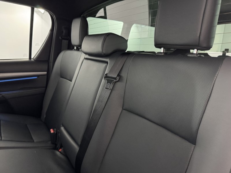 2026 (26) TOYOTA COMMERCIAL HILUX Invincible X D/Cab Pick Up 2.8 D 48V Auto 5333929