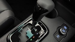 2026 (75) TOYOTA COMMERCIAL HILUX Invincible X D/Cab Pick Up 2.8 D 48V Auto 5120006