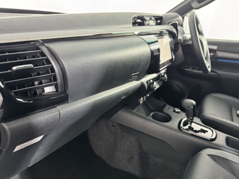 2026 (26) TOYOTA COMMERCIAL HILUX Invincible X D/Cab Pick Up 2.8 D 48V Auto 5333935