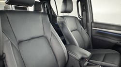 2026 (75) TOYOTA COMMERCIAL HILUX Invincible X D/Cab Pick Up 2.8 D 48V Auto 5120007