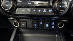 2026 (75) TOYOTA COMMERCIAL HILUX Invincible X D/Cab Pick Up 2.8 D 48V Auto 5120005