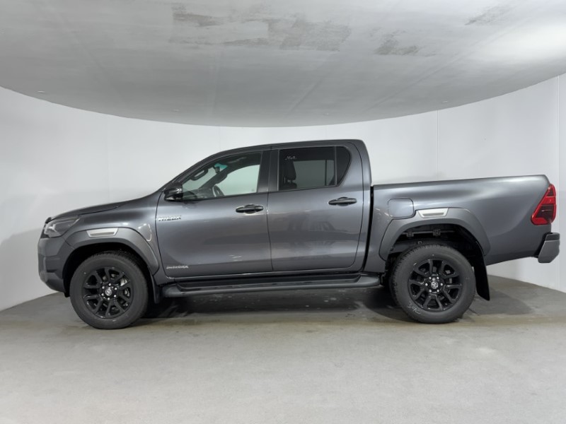 2026 (75) TOYOTA COMMERCIAL HILUX Invincible X D/Cab Pick Up 2.8 D 48V Auto 5120024