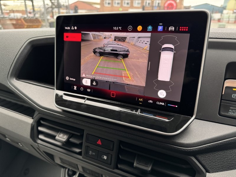 2025 (75) MAN COMMERCIAL TGE 180 Lion XC High Roof Van Auto 5098416