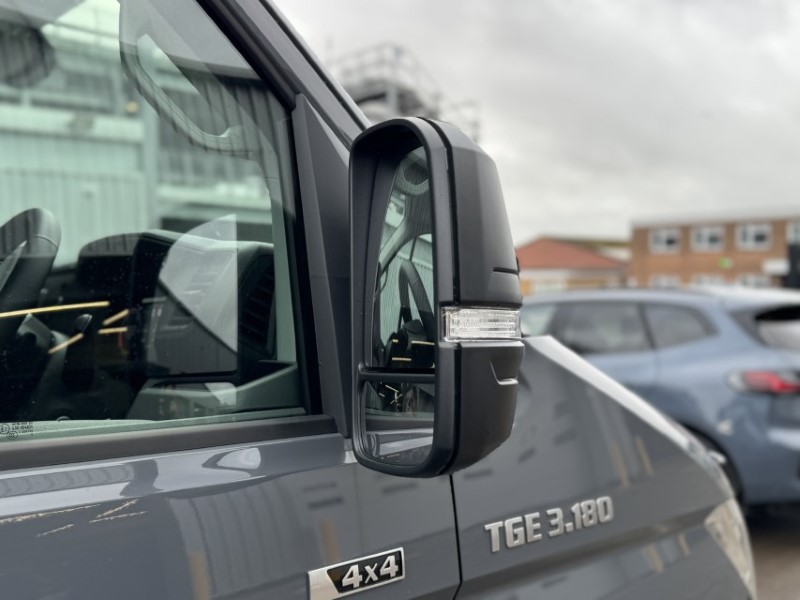 2025 (75) MAN COMMERCIAL TGE 180 Lion XC High Roof Van Auto 5098426