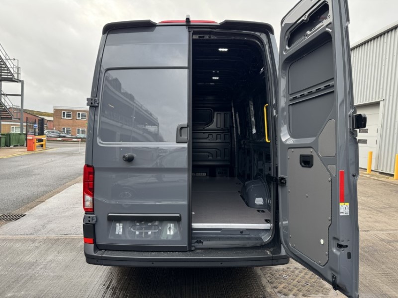 2025 (75) MAN COMMERCIAL TGE 180 Lion XC High Roof Van Auto 5098436