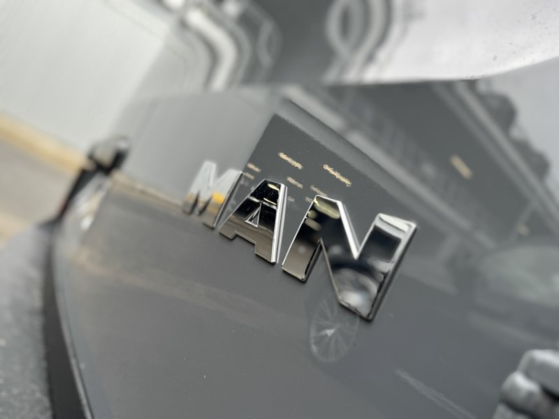 2025 (75) MAN COMMERCIAL TGE 180 Lion XC High Roof Van Auto 5098433