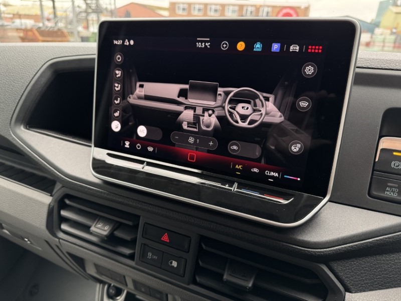 2025 (75) MAN COMMERCIAL TGE 180 Lion XC High Roof Van Auto 5098420