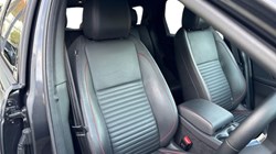 2023 (23) LAND ROVER DISCOVERY SPORT 2.0 D200 R-Dynamic HSE 5dr Auto 4649001