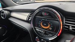 2016 (16) MINI HATCHBACK 2.0 Cooper S 3dr 5110284