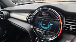 2016 (16) MINI HATCHBACK 2.0 Cooper S 3dr 5110282