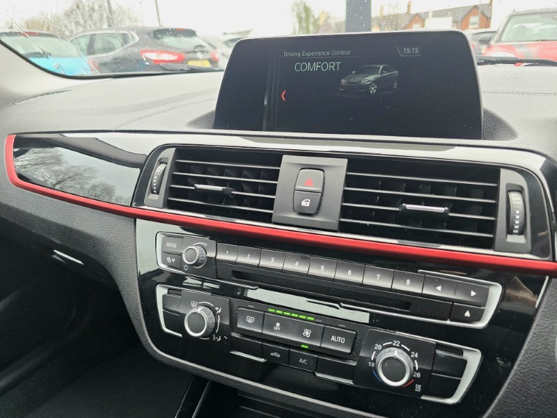 2018 (18) BMW 2 SERIES 218d Sport 2dr Step Auto [Nav] 5110185