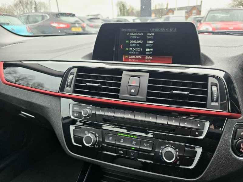 2018 (18) BMW 2 SERIES 218d Sport 2dr Step Auto [Nav] 5110195