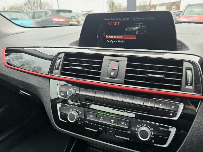 2018 (18) BMW 2 SERIES 218d Sport 2dr Step Auto [Nav] 5110186