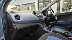 2017 (17) HYUNDAI I10 1.2 Premium SE 5dr 5105241